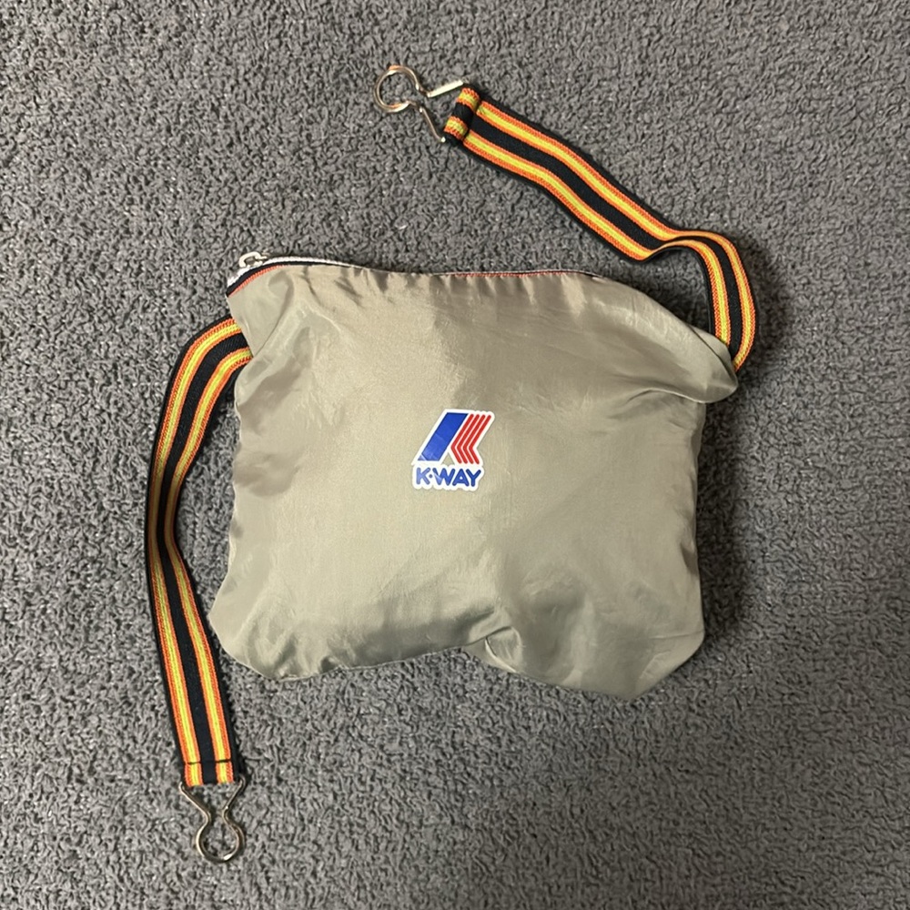 K-Way Gradient Windbreaker - Picture 5 of 8